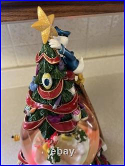 Disney Mickey And Friends Radko Holiday Snow-globe #95693