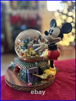 Disney Mickey Mouse Musical Snow Globe 100 Years Of Magic Mint/original Box