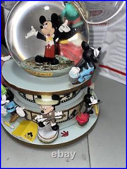 Disney Mickey Thru the Years Share a Dream Come True Parade Snow Globe Ears