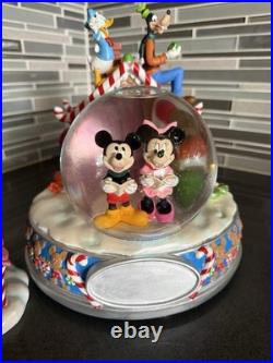 Disney Micky And Friends Deck The Halls Gingerbread House Snow-Globe Rare