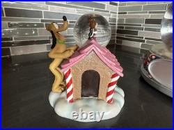 Disney Micky And Friends Deck The Halls Gingerbread House Snow-Globe Rare