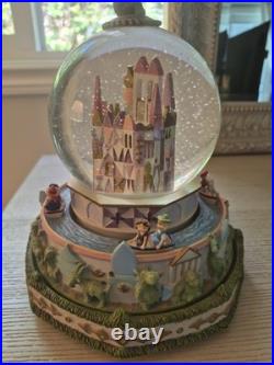Disney Musical Snow Globe It's a small world Extremely rare. Large Size