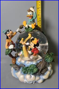 Disney Musical Snow Globe Mickey and the Beanstalk plays Funiculi Funicula