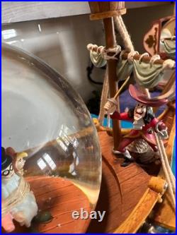 Disney Peter Pan Captain Hook Pirate Ship You Can Fly Musical Snow Globe