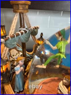Disney Peter Pan Captain Hook Pirate Ship You Can Fly Musical Snow Globe