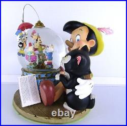 Disney Pinocchio & Figaro Magic Musical Snow Globe Dome Brahm's Waltzw Box