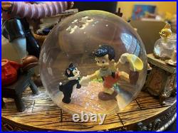 Disney Pinocchio Gepetto's Workshop Scene Snow Globe/ Music Box Does Not Work