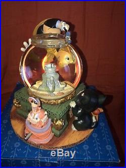 Disney Pinocchio Musical Snowglobe Figurine Toyland Figaro Cleo Fishbowl W Box