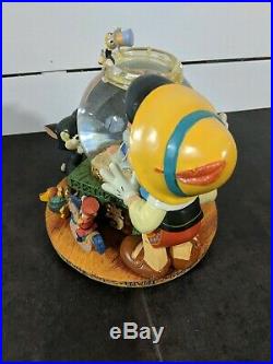 Disney Pinocchio Snowglobe Globe Plays Toyland By Victor Herbert Musical Globe