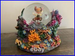 Disney Pinocchio Snowglobe Under Water, Under The Sea Music Box Brahms Lullaby