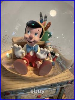 Disney Pinocchio & The Blue Fairy Snow Globe Working No Box Disney Pinocchio & The Blue Fairy Snow Globe Working No Box
