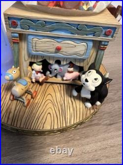 Disney Pinocchio & The Blue Fairy Snow Globe Working No Box Disney Pinocchio & The Blue Fairy Snow Globe Working No Box