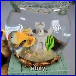 Disney Pinocchio Water Snowglobe Figaro & Cleo Fish Bowl Globe Rare Used