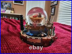 Disney Pixar Cars 2006 Snow Globe with Tow Mater and Lightning McQueen