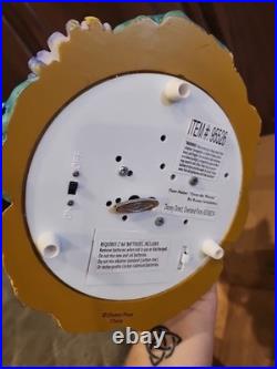 Disney Pixar Finding Nemo Over The Waves Coral Reef Snow Globe Music Box Dori