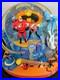 Disney_Pixar_The_Incredibles_Double_7_1_2Snow_Globe_01_ry
