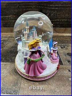 Disney Princess Snow Water Musical Globe