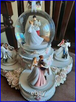 Disney Princess Wedding Large Musical Snow Globe, Perfect Working Condition