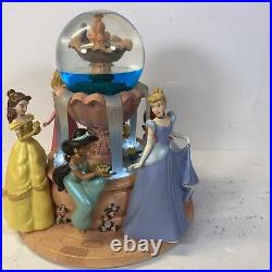 Disney Princess Wishing Fountain Snow Globe Musical Disney Store Exclusive READ