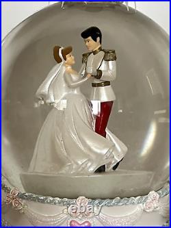 Disney Princesses Wedding Cake Snowglobe Musical Rotation Figurines Cinderella