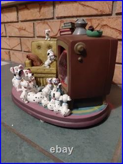 Disney Rare 101 Dalmatians Family Watching Thunderbolt Snow Globe Music Box