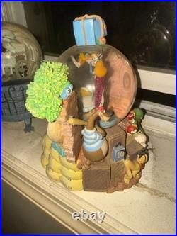 Disney Roger Rabbit & Jessica Rabbit Snow Globe 3D Effect 1997