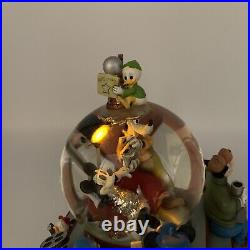 Disney Silver Screen There's No Business Like Show Business Snow Globe RARE