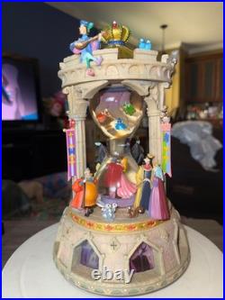 Disney Sleeping Beauty Aurora Hourglass Musical Light-up Snowglobe Rare Disney Sleeping Beauty Aurora Hourglass Musical Light-up Snowglobe Rare