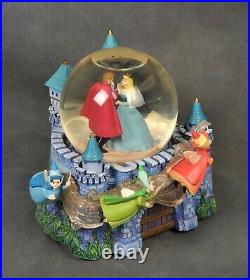 Disney Sleeping Beauty Aurora Once Upon a Dream Castle Musical Snow Globe