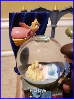 Disney Sleeping Beauty Snowglobe