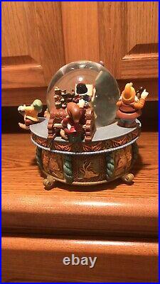 Disney-Snow White 7 Dwarf Musical Snow Globe Reading Book Whistle a Happy Tune Disney-Snow White 7 Dwarf Musical Snow Globe Reading Book Whistle a Happy Tune