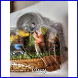 Disney Snow White Snow Globe Seven Dwarfs