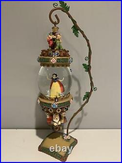 Disney Snow White and The 7 Dwarfs Hanging Water Snow Globe with Ivy Stand 20668