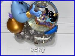 Disney Snowglobe Aladdin And Jasmine Take A Magical Ride Cloud Rare! Read