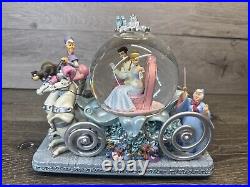 Disney Snowglobe Cinderella & Prince Musical Carriage Motorized 50th Anniversary