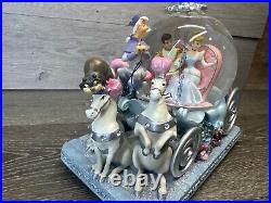 Disney Snowglobe Cinderella & Prince Musical Carriage Motorized 50th Anniversary