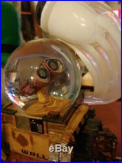 Disney Snowglobe Wall E