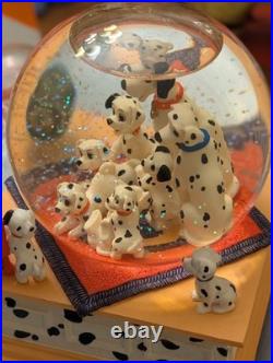 Disney Store 101 Dalmatians Snow Globe Music Box Cruella de Vil Tune New with Box