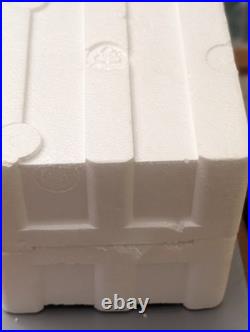 Disney Store 101 Dalmatians Snow Globe Music Box Cruella de Vil Tune New with Box