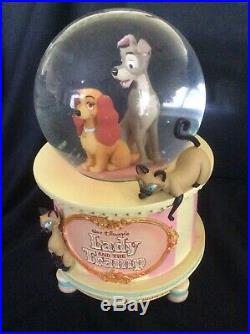 Disney Store 25th Anniversary Lady and the Tramp Snow Globe Water Globe
