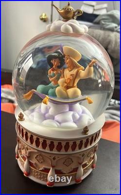 Disney Store Aladdin & Jasmine Musical Snow Globe A Whole New World NIB