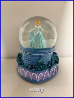 Disney Store Cinderella & Fairy Godmother Moving Musical Snow Globe