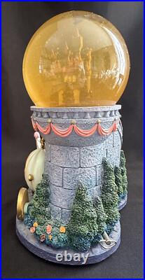 Disney Store Cinderella Musical Snow Globe Tune- Cinderella's Dream Of The Ball