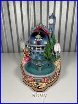 Disney Store Cinderella Rotating Fountain Snow globe READ DESCRIPTION