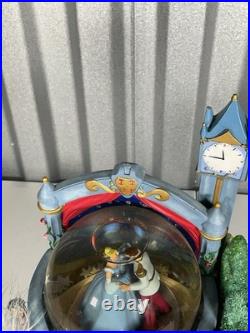 Disney Store Cinderella Rotating Fountain Snow globe READ DESCRIPTION