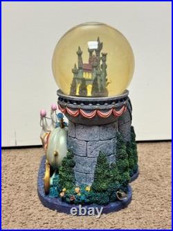 Disney Store Cinderella Staircase Musical Light-Up Snow Globe