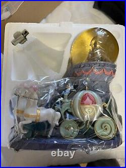 Disney Store Cinderella Staircase Snow globe YELLOW water NEW Open BOX