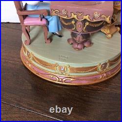 Disney Store Exclusive Beauty & The Beast Belle Mini Snowglobe Figurine Disney Store Exclusive Beauty & The Beast Belle Mini Snowglobe Figurine