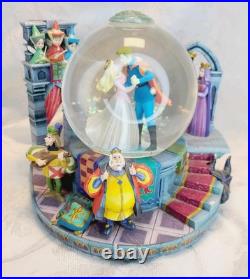 Disney Store Exclusive Sleeping beauty Snowglobe Once Upon A Dream Double Sided Disney Store Exclusive Sleeping beauty Snowglobe Once Upon A Dream Double Sided