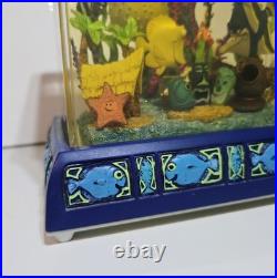 Disney Store Finding Nemo Aquarium Musical Snow Globe 2003 Rare Vtg Collectible